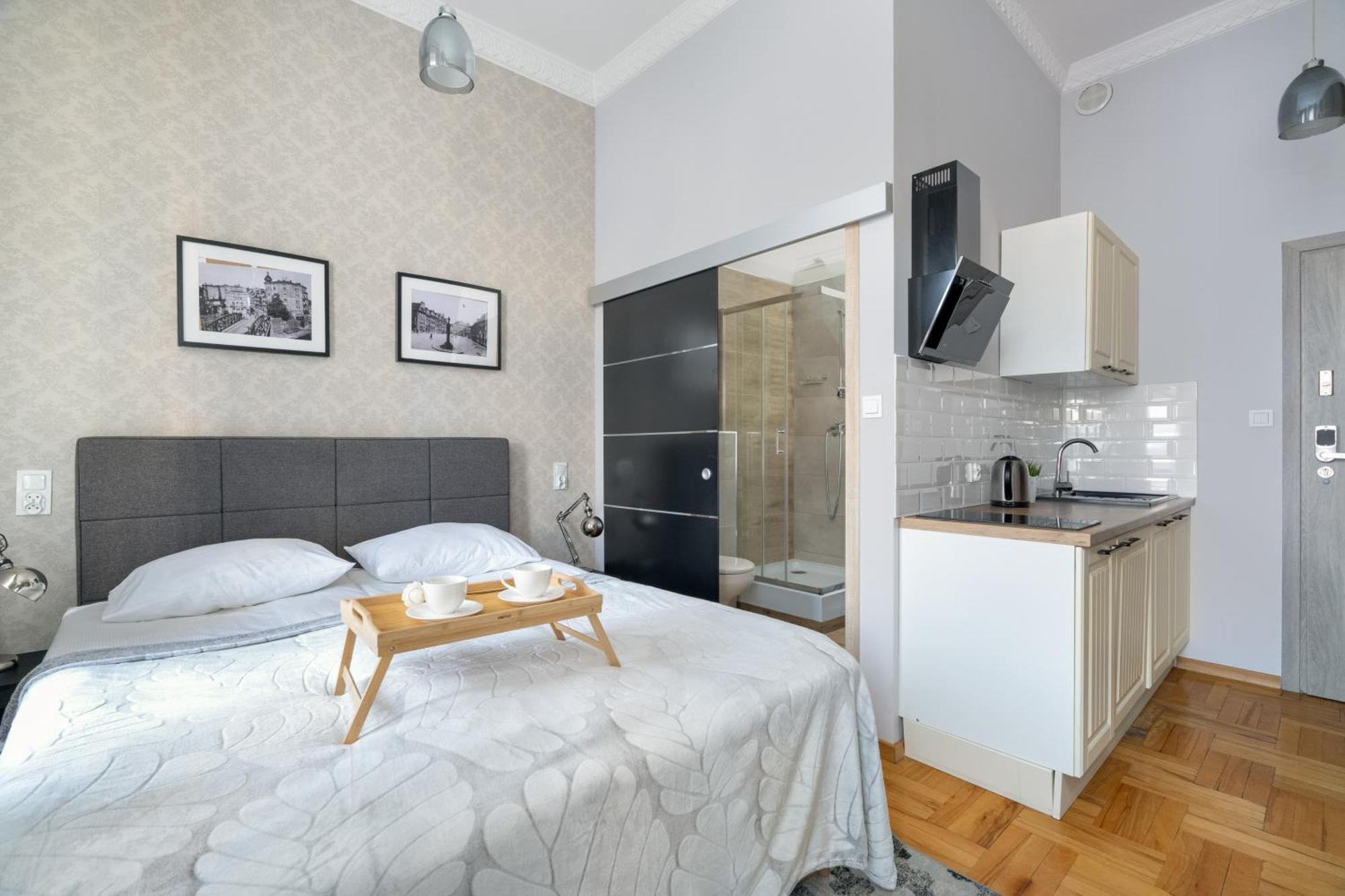Przytulne Studia Very Berry W Poznaniu Blisko Parku By Noclegi Renters ภายนอก รูปภาพ